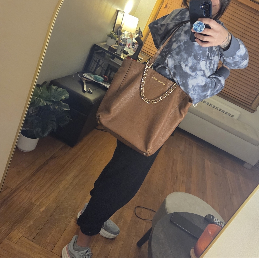 Michael Kors Tan Work Tote Pebbled Leather Gold Medium Harper Everyday Work Bag - Picture 5 of 16